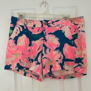 Lilly Pulitzer Callahan shorts 5” inseam size 4